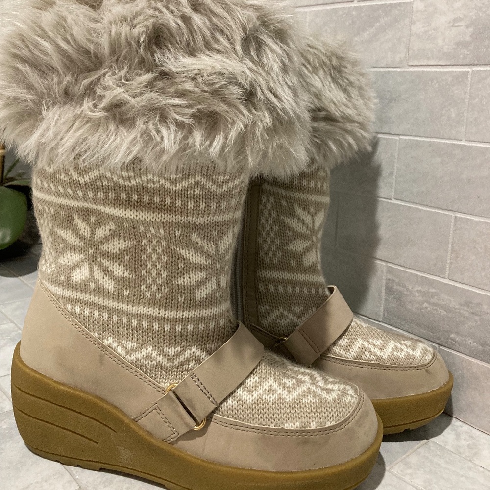CANYON RIVER BLUES wedge boot